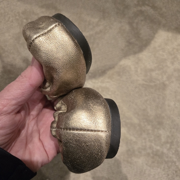 Brighton Gold metallic ballet flats with silver heart - Picture 8 of 10